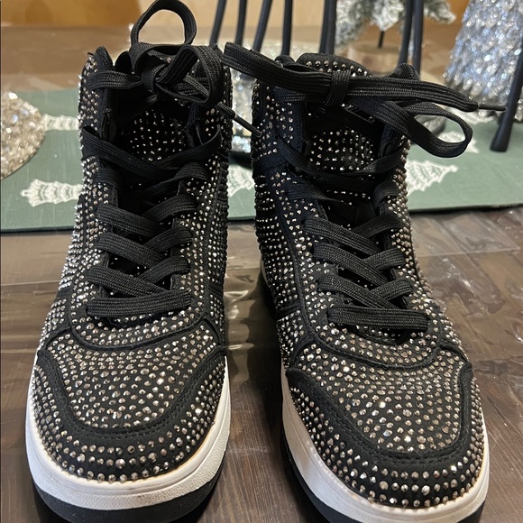 Black and Gold bling High-Top Sneakers - Picture 5 of 13